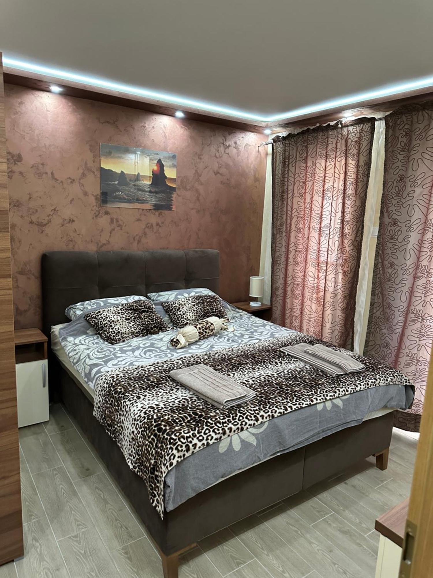 Imperija Apartment ครากูเยวัตส์ ภายนอก รูปภาพ