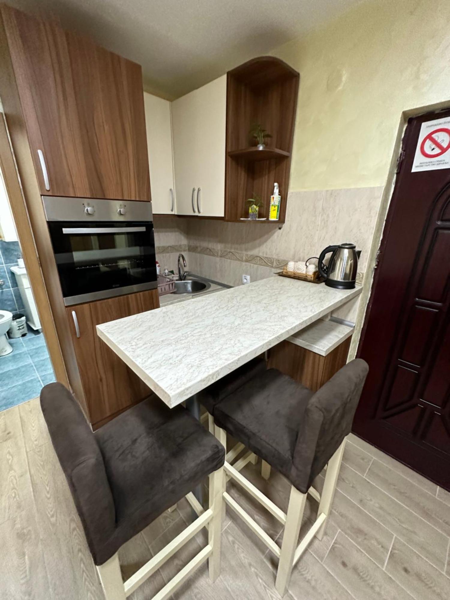 Imperija Apartment ครากูเยวัตส์ ภายนอก รูปภาพ